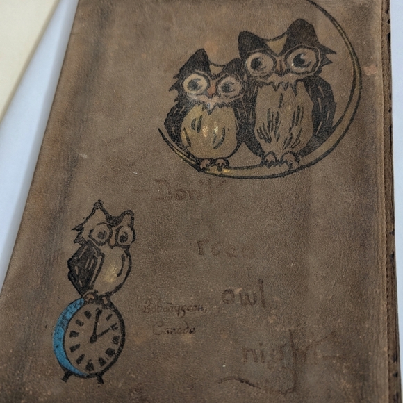 Vintage Leather Owl Book cover - Picture 1 of 7